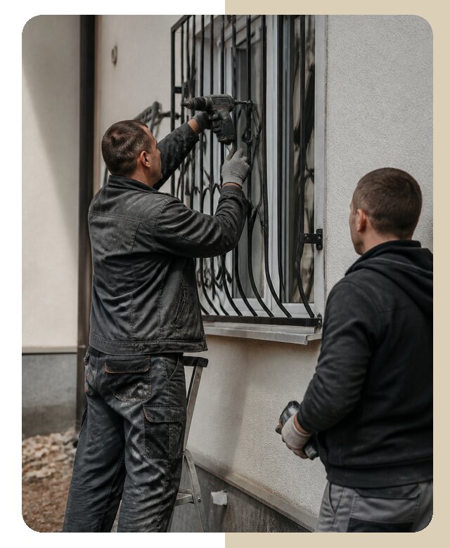 Установка наружных решеток в Новом Уренгое от 5095 р. | Дверной